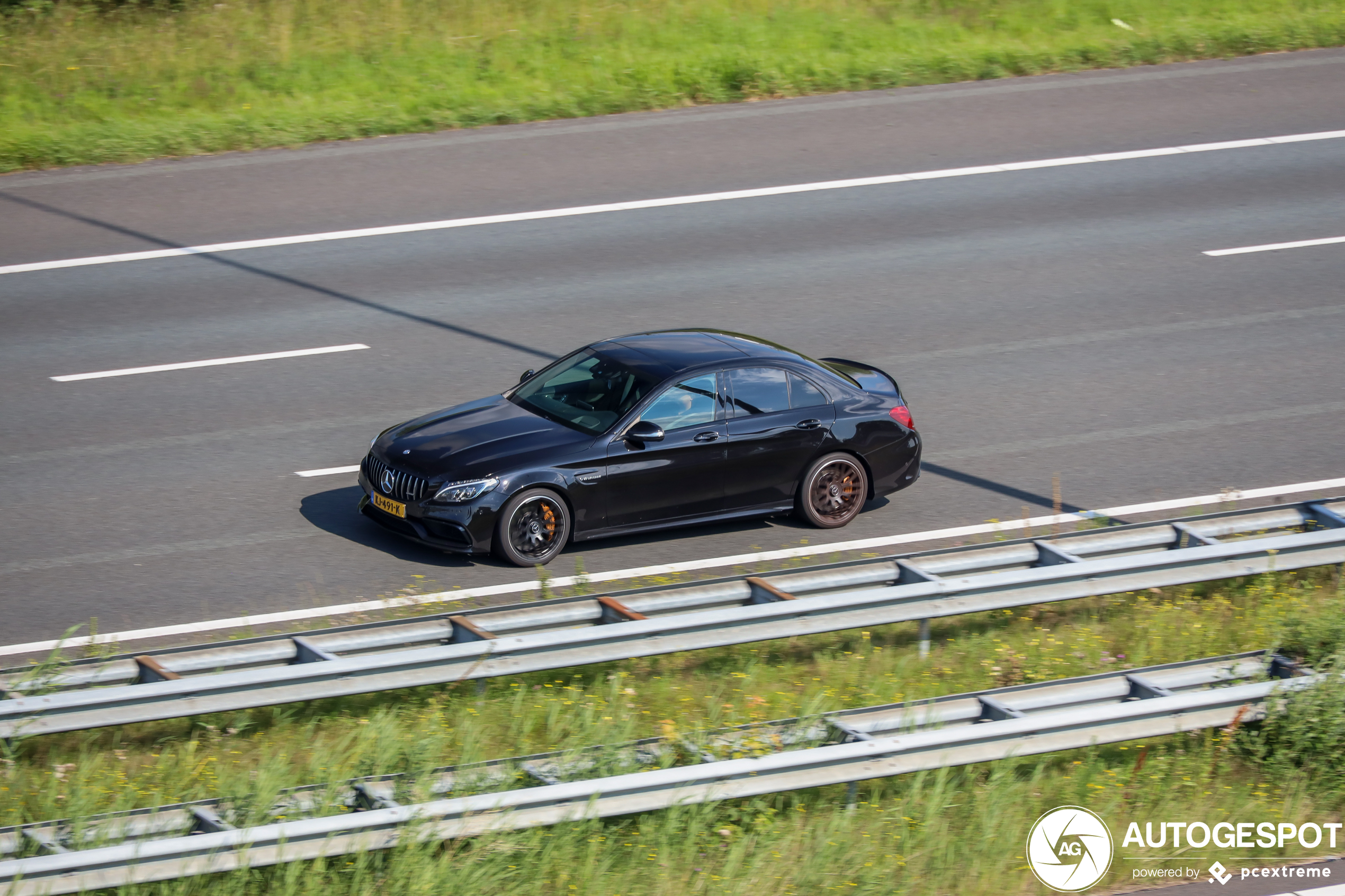 Mercedes-AMG C 63 S W205