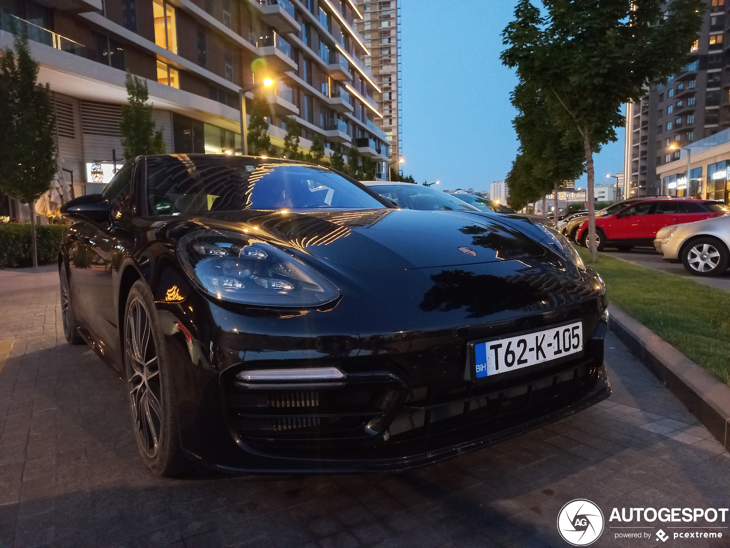 Porsche 971 Panamera Turbo S E-Hybrid