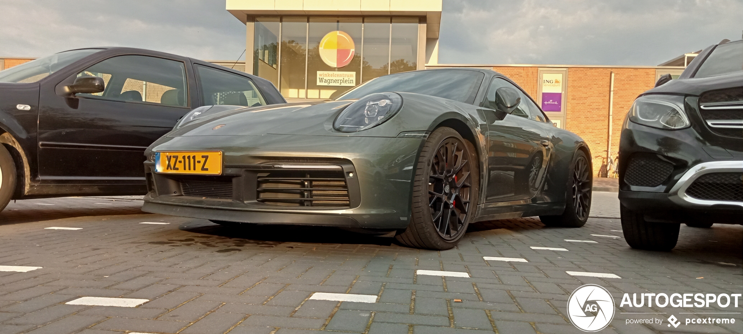 Porsche 992 Carrera 4S