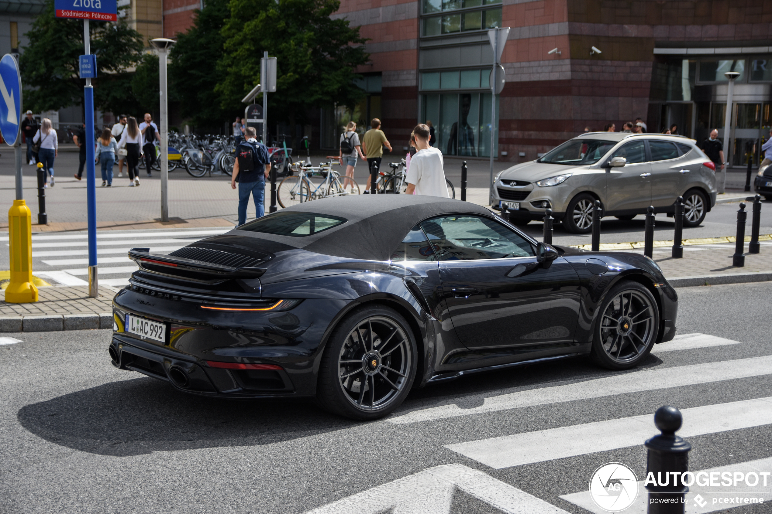 Porsche 992 Turbo S Cabriolet