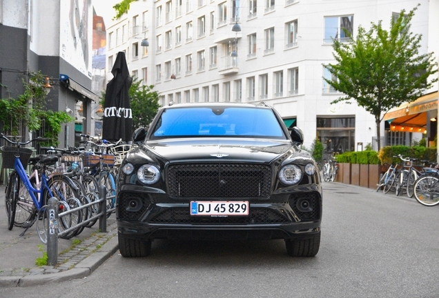 Bentley Bentayga Hybrid 2021 First Edition