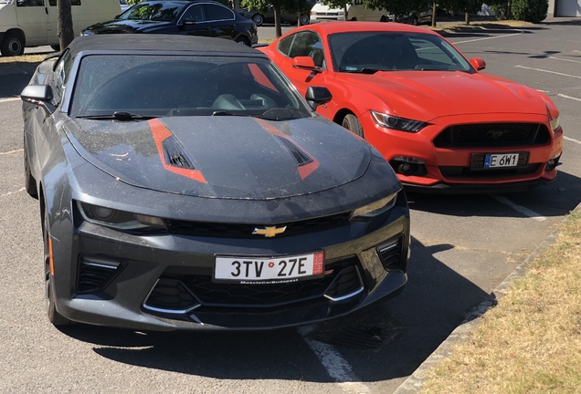 Chevrolet Camaro SS Convertible 2016 50th Anniversary