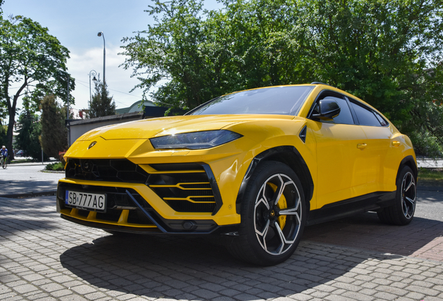 Lamborghini Urus