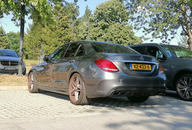 Mercedes-AMG C 63 S W205