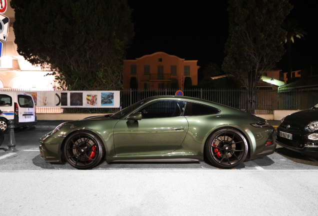 Porsche 992 GT3 Touring