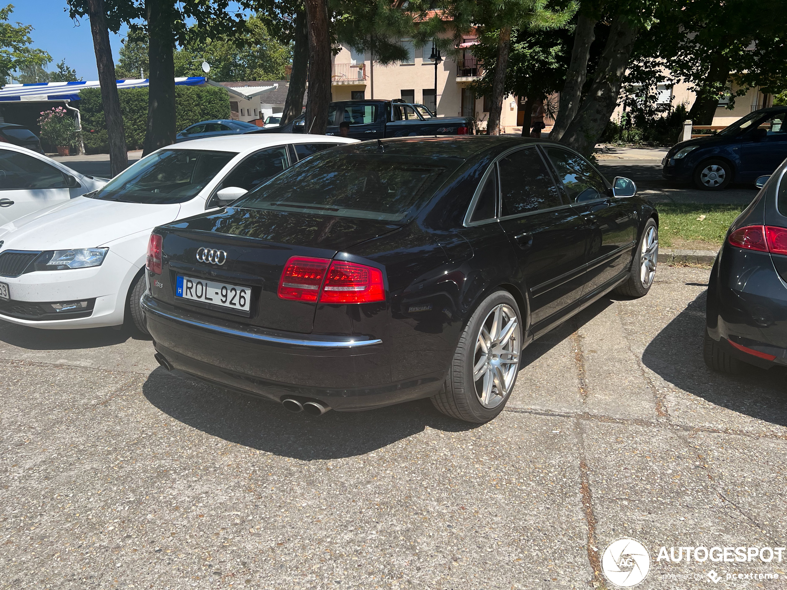 Audi S8 D3