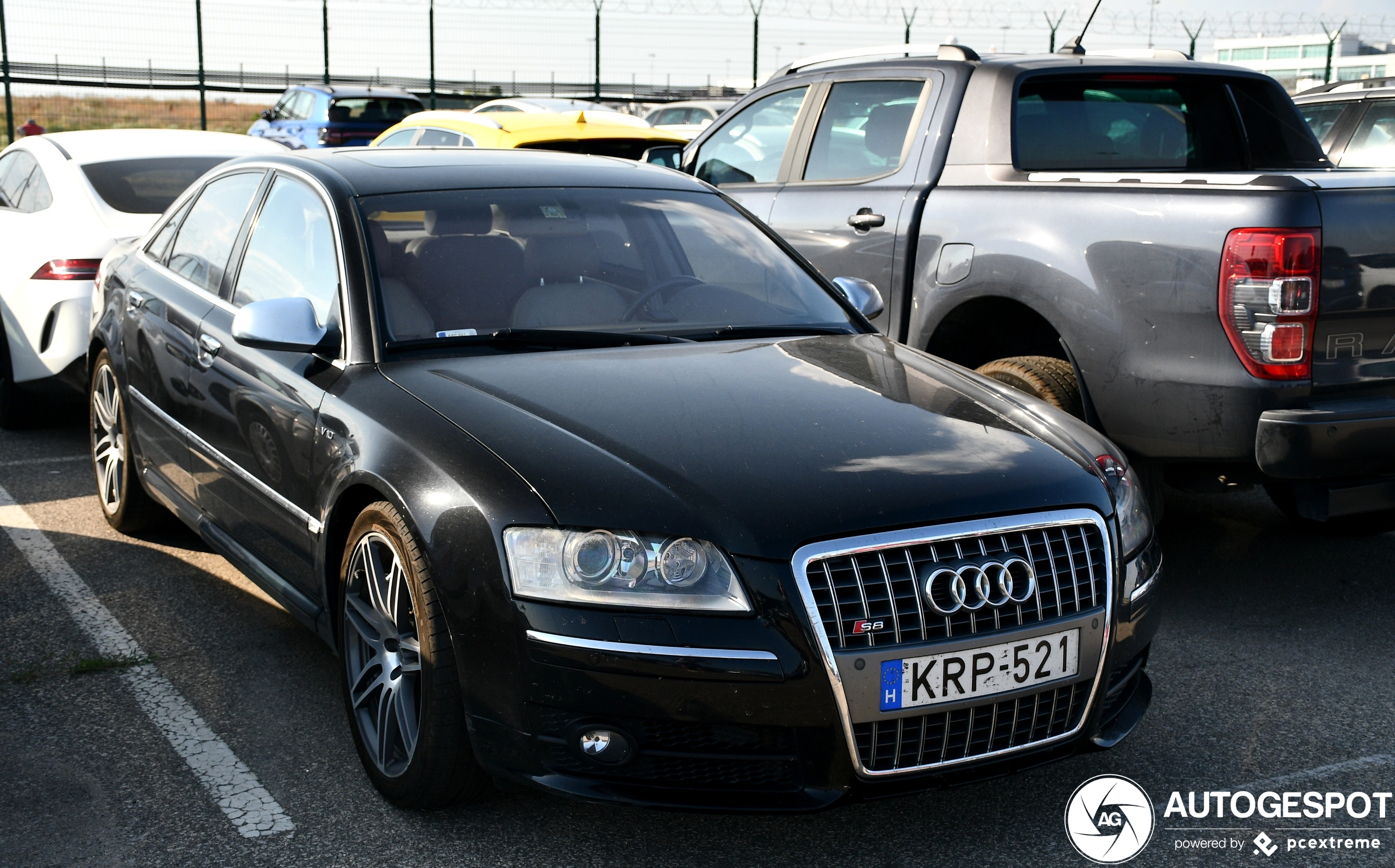 Audi S8 D3