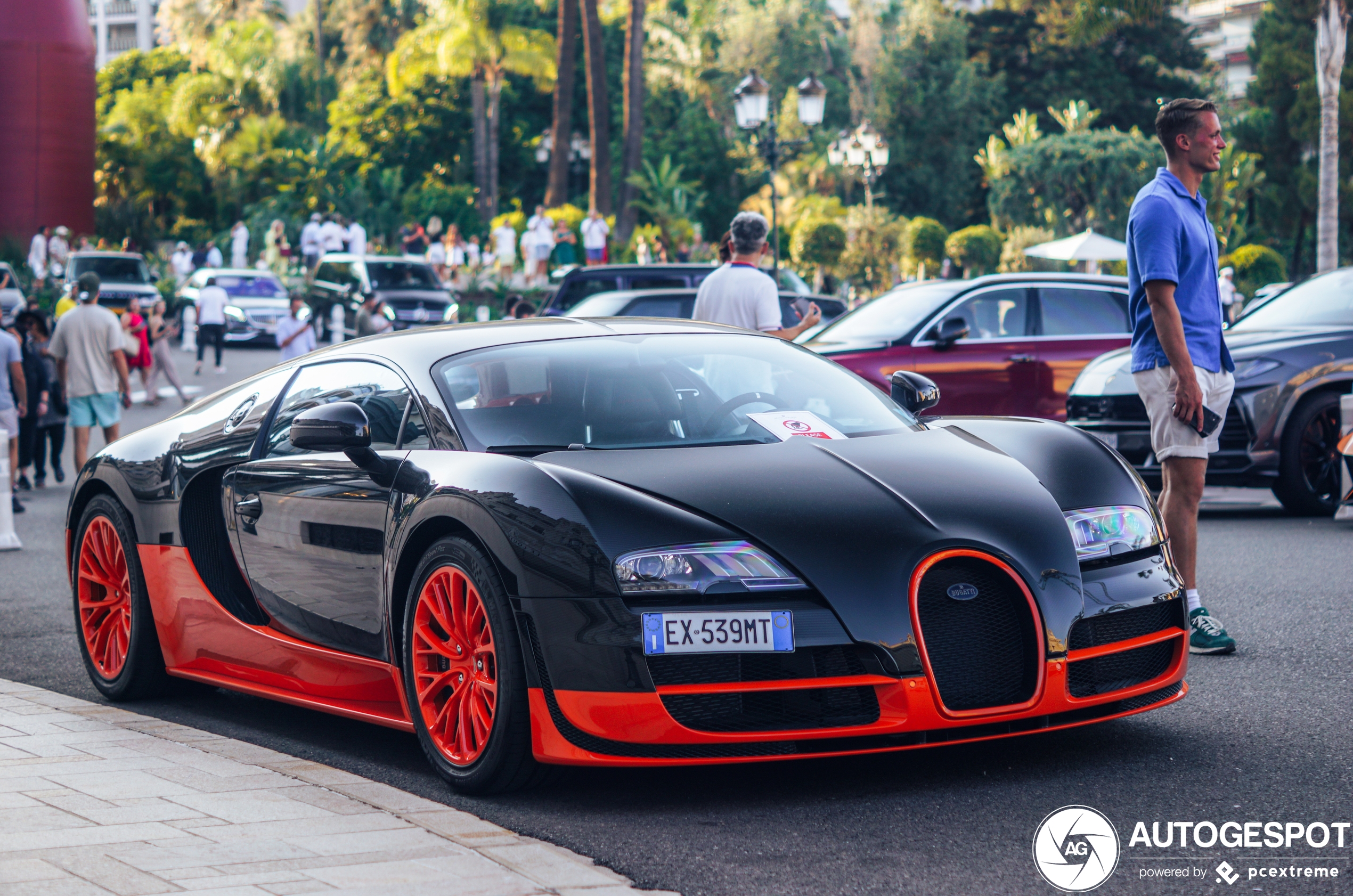 Bugatti Veyron 16.4 Super Sport L'Edition Spéciale Record du Monde