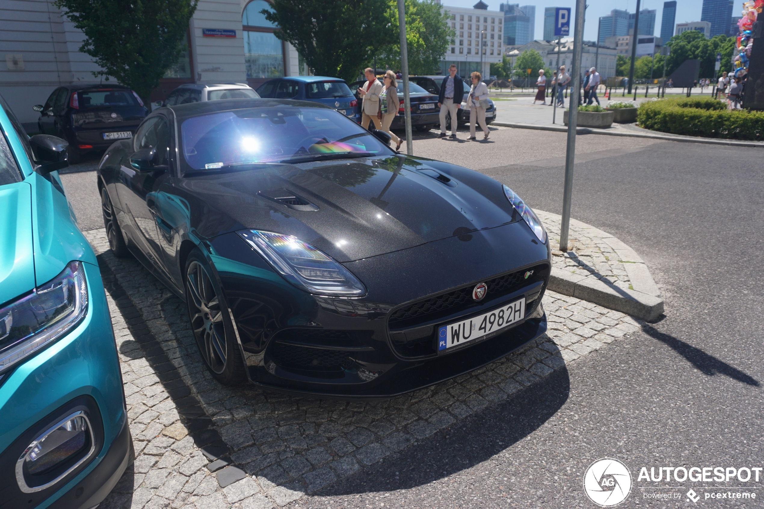 Jaguar F-TYPE R Coupé 2017