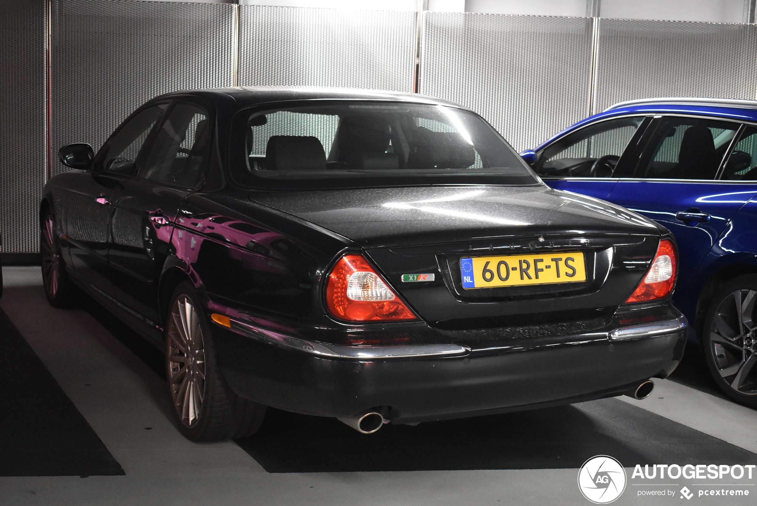 Jaguar XJR