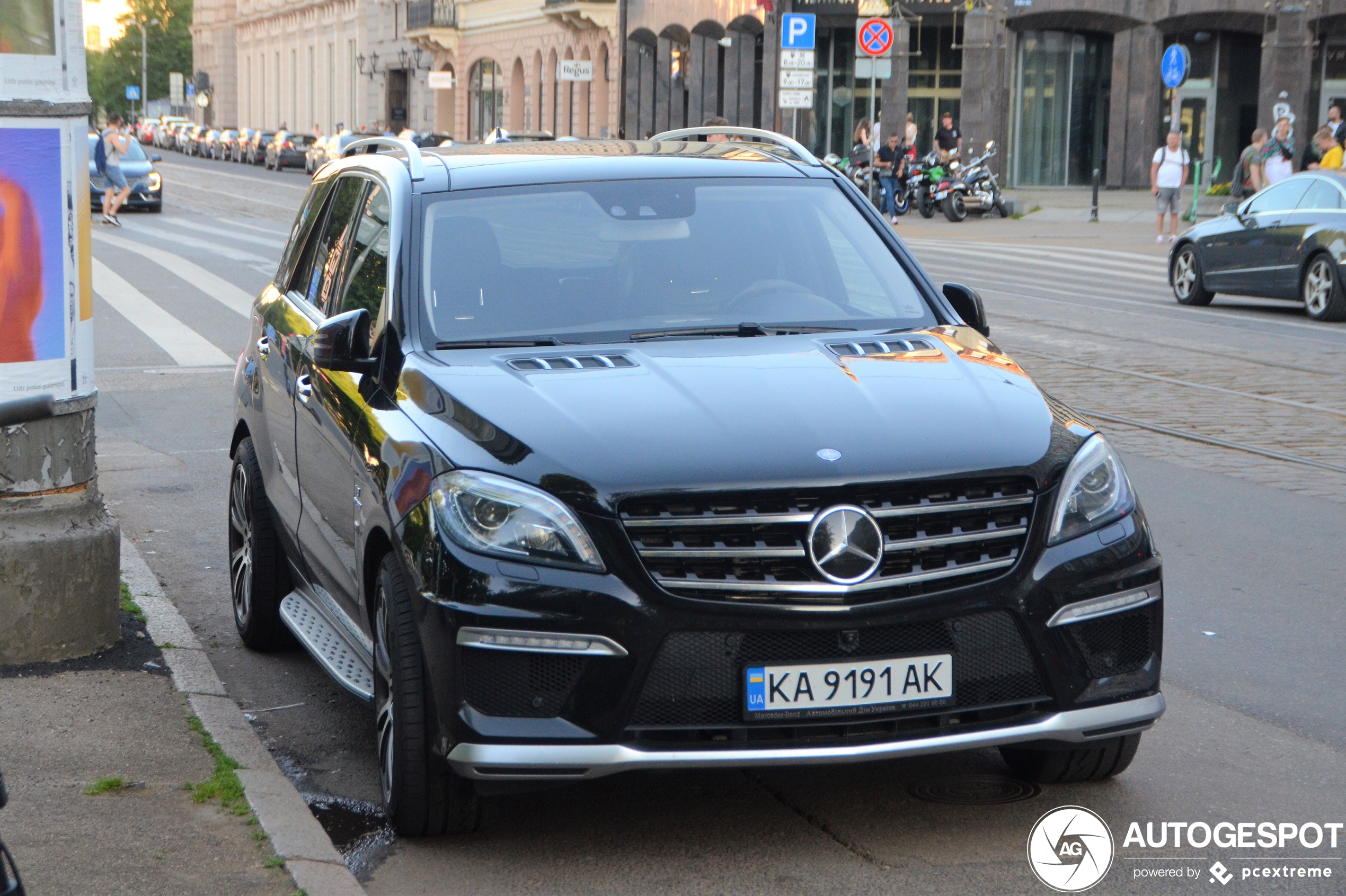 Mercedes-Benz ML 63 AMG W166