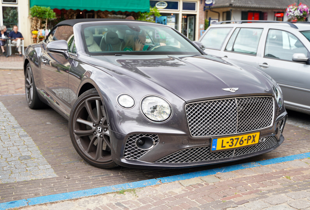 Bentley Continental GTC V8 2020