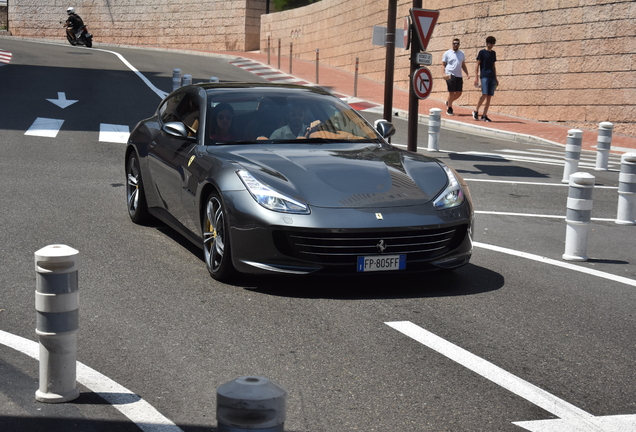 Ferrari GTC4Lusso