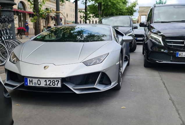 Lamborghini Huracán LP640-4 EVO