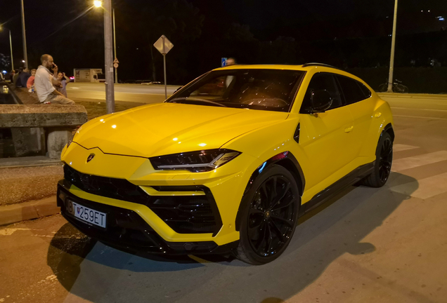 Lamborghini Urus