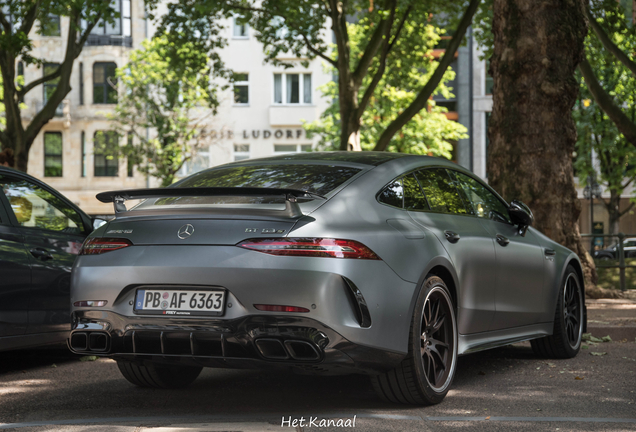 Mercedes-AMG GT 63 S X290