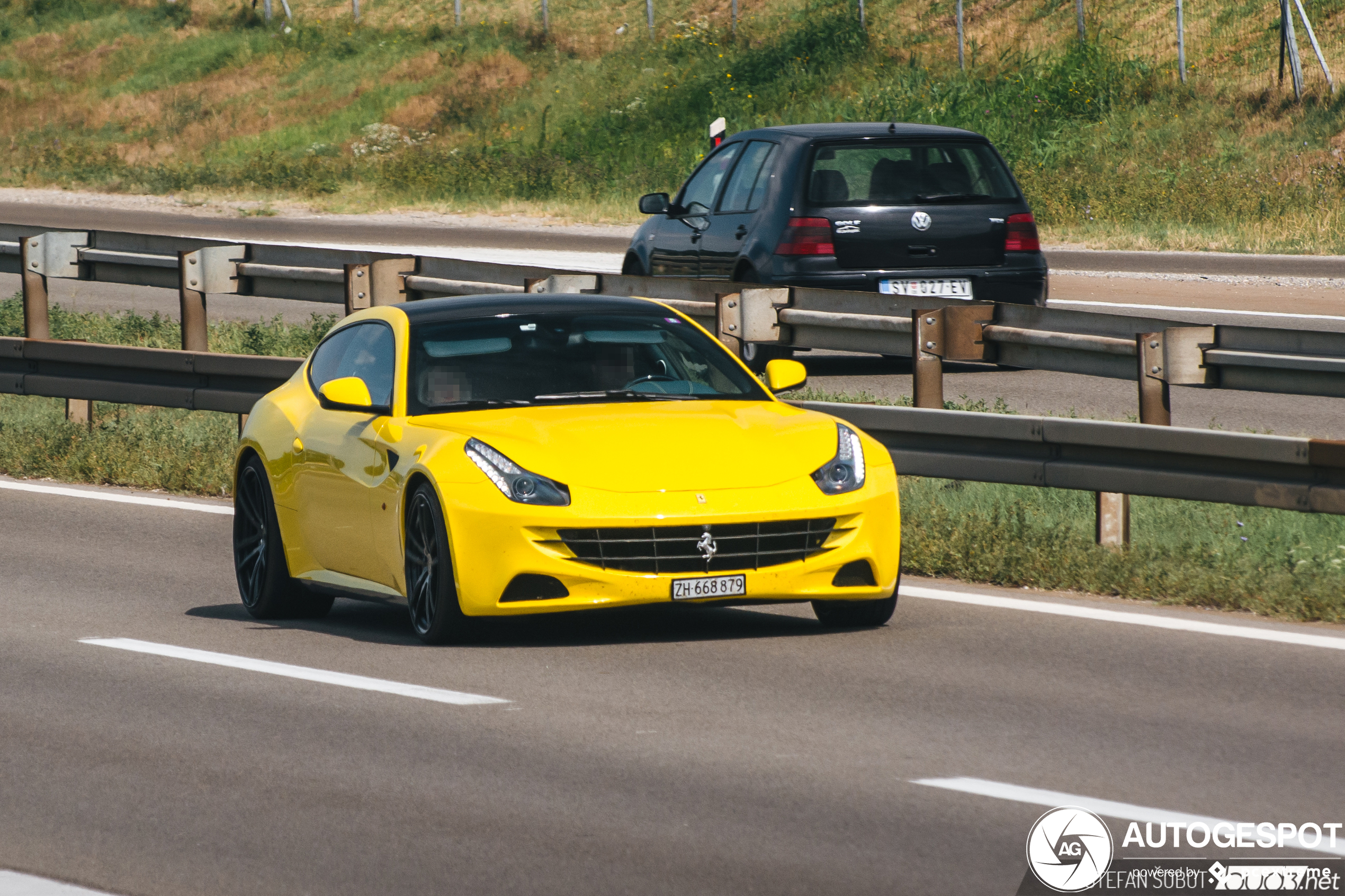 Ferrari FF