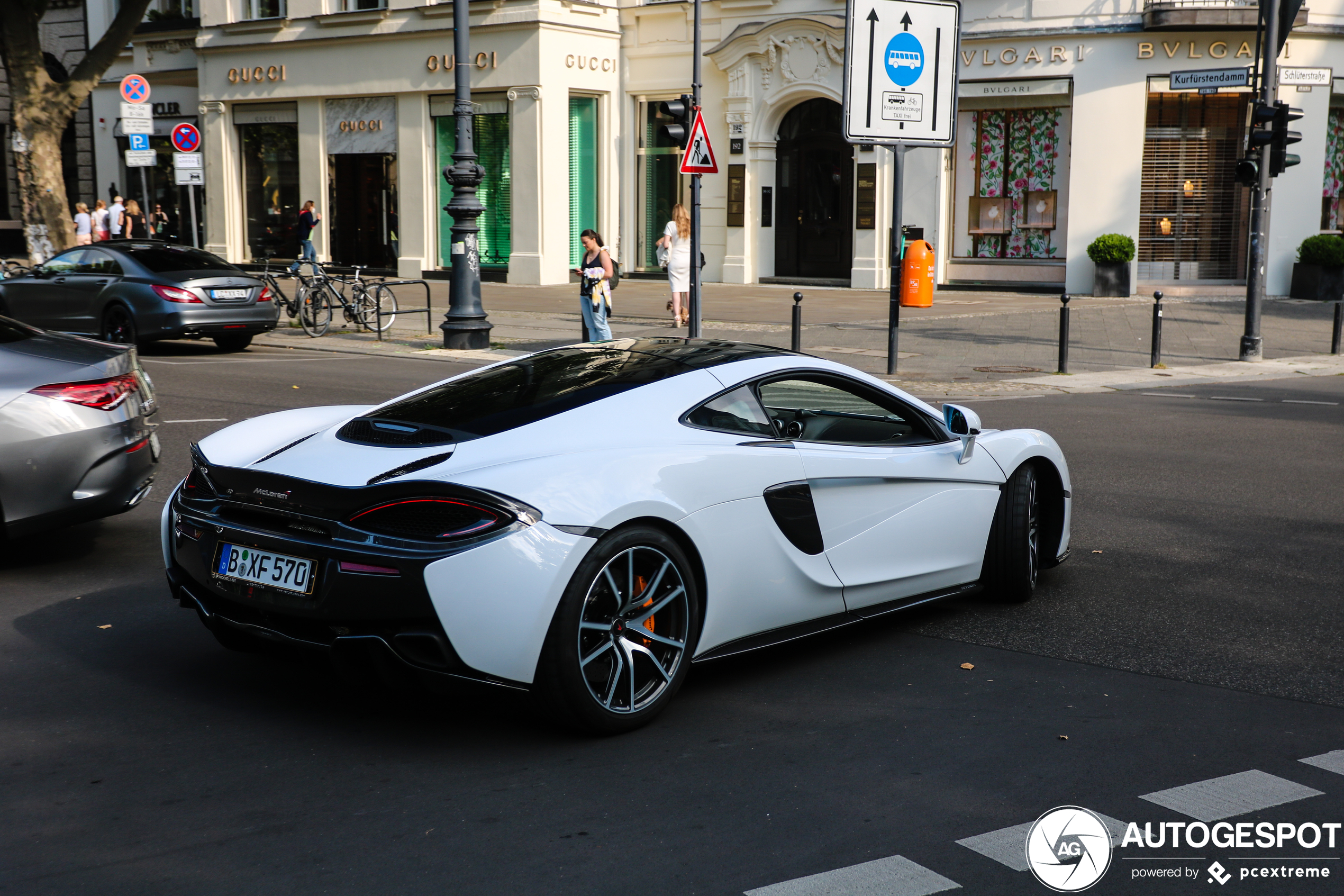 McLaren 570GT