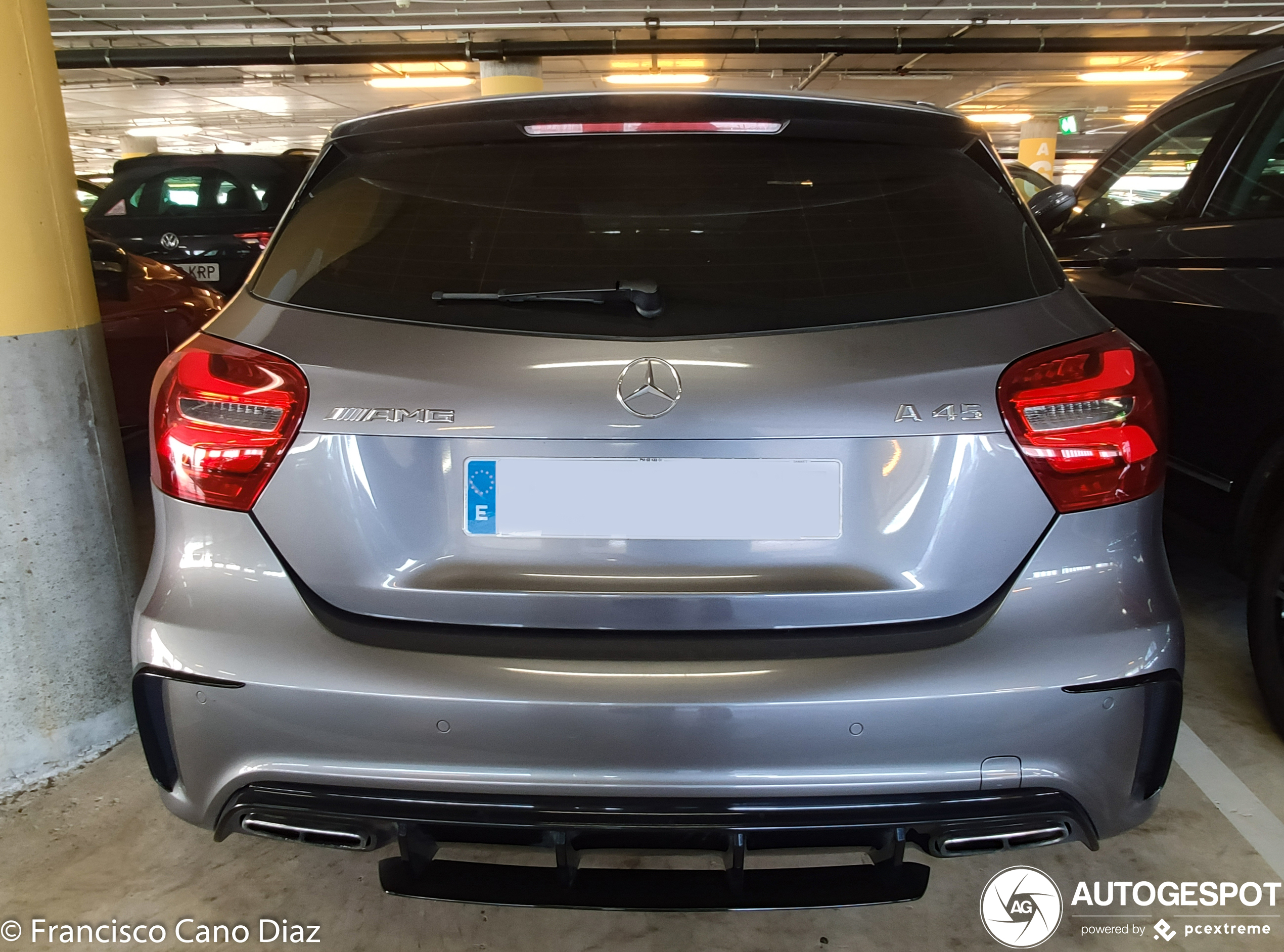 Mercedes-AMG A 45 W176 2015