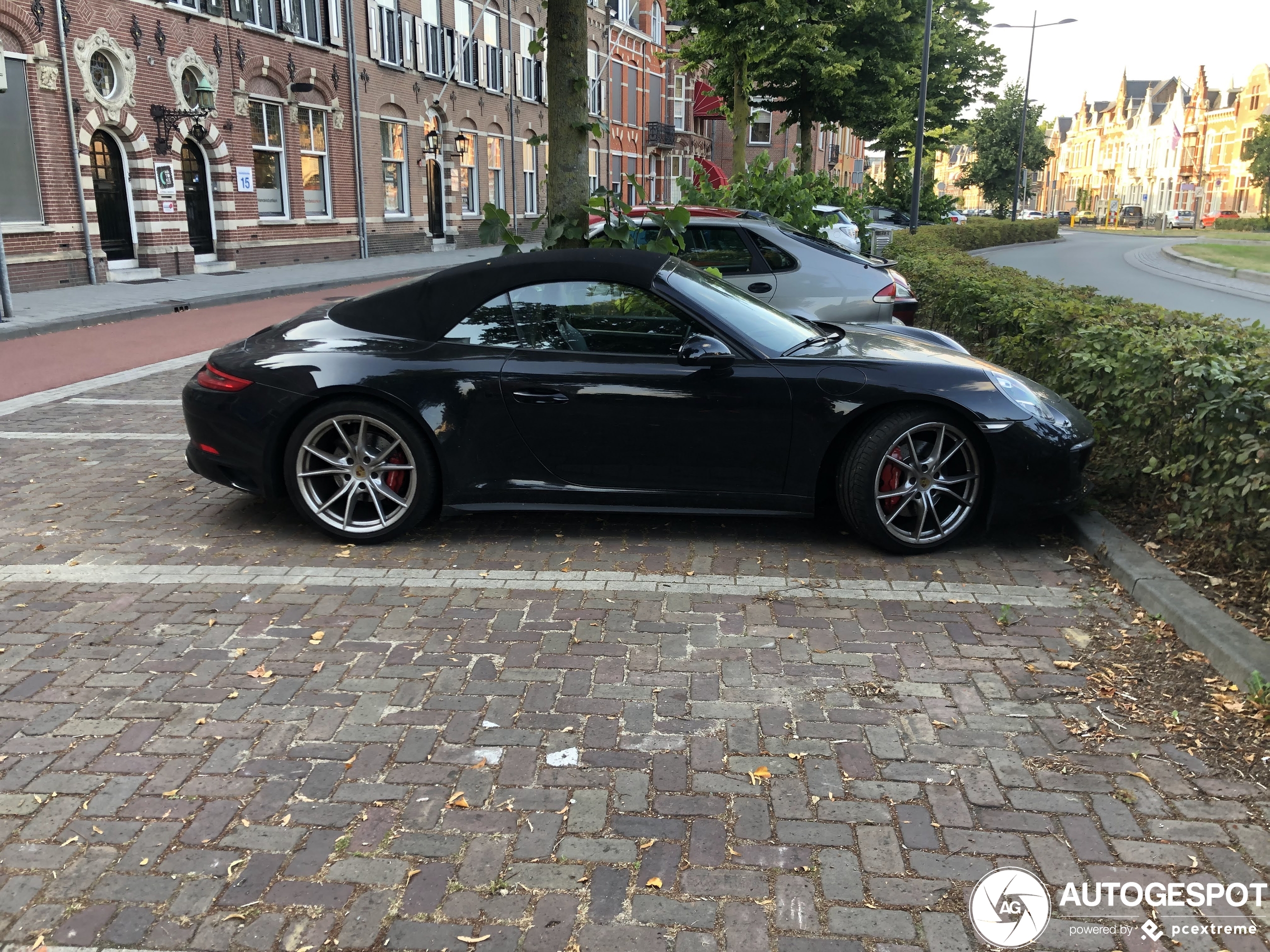 Porsche 991 Carrera 4S Cabriolet MkII