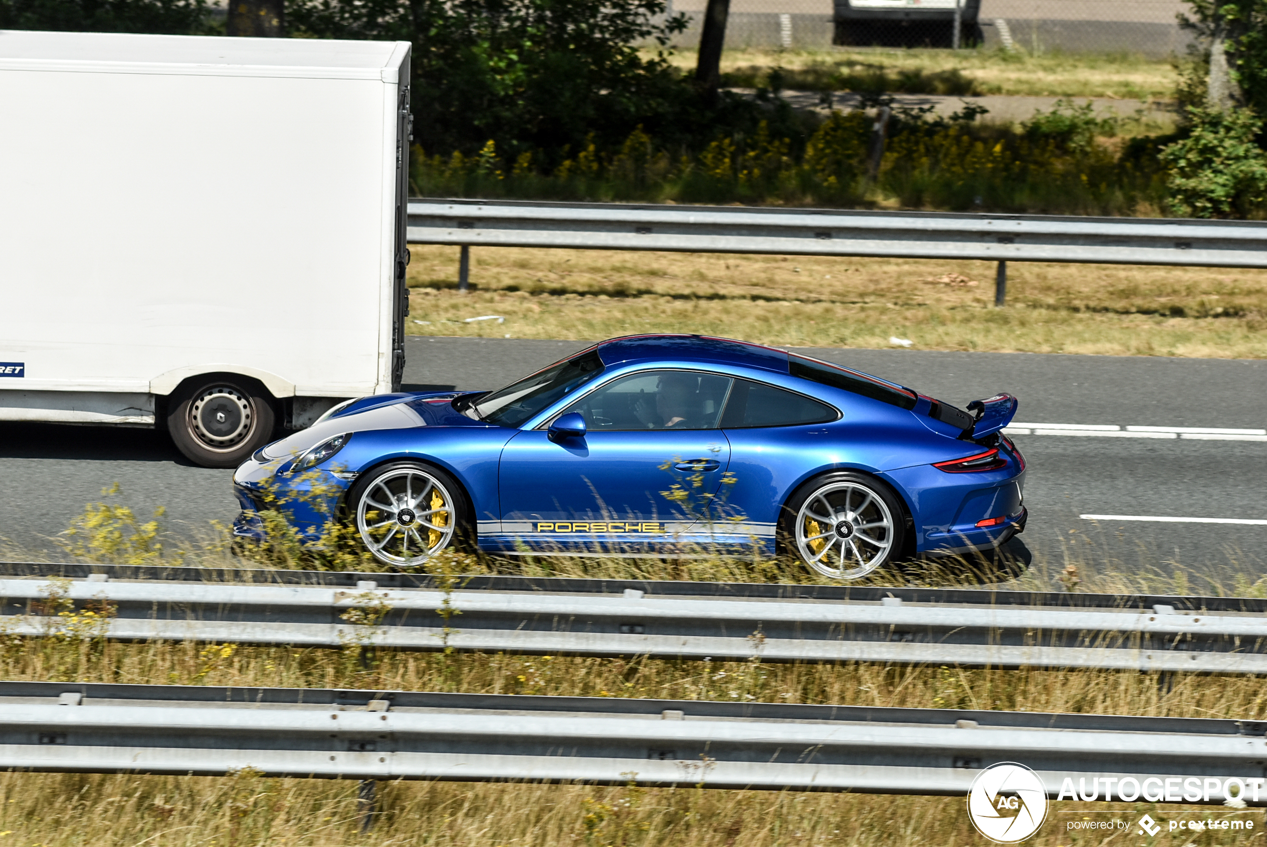 Porsche 991 GT3 Touring