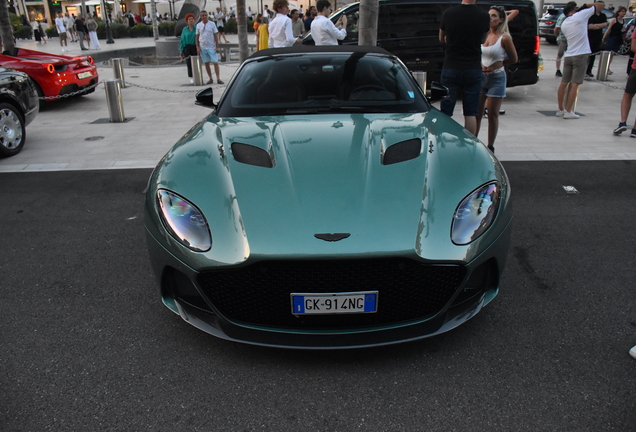 Aston Martin DBS Superleggera Volante