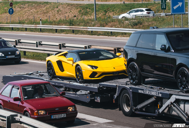 Lamborghini Aventador S LP740-4 Roadster