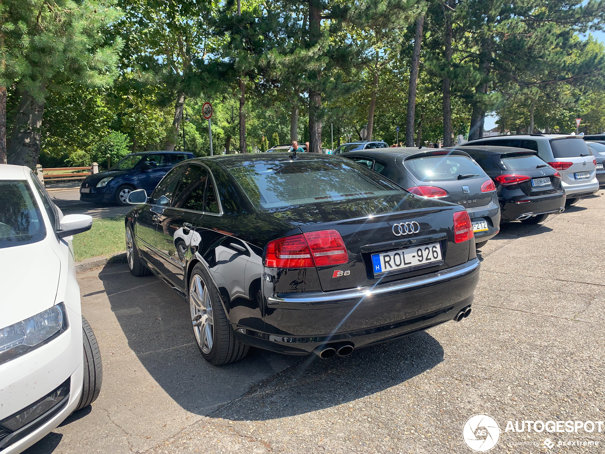 Audi S8 D3