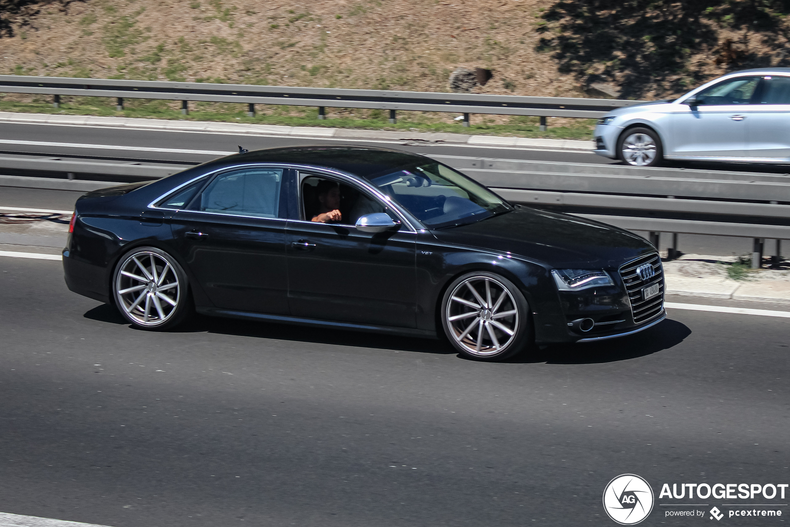 Audi S8 D4