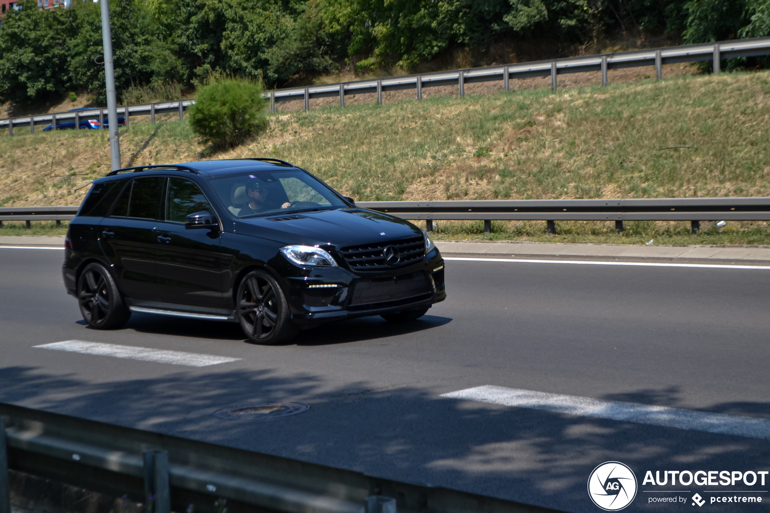 Mercedes-Benz ML 63 AMG W166