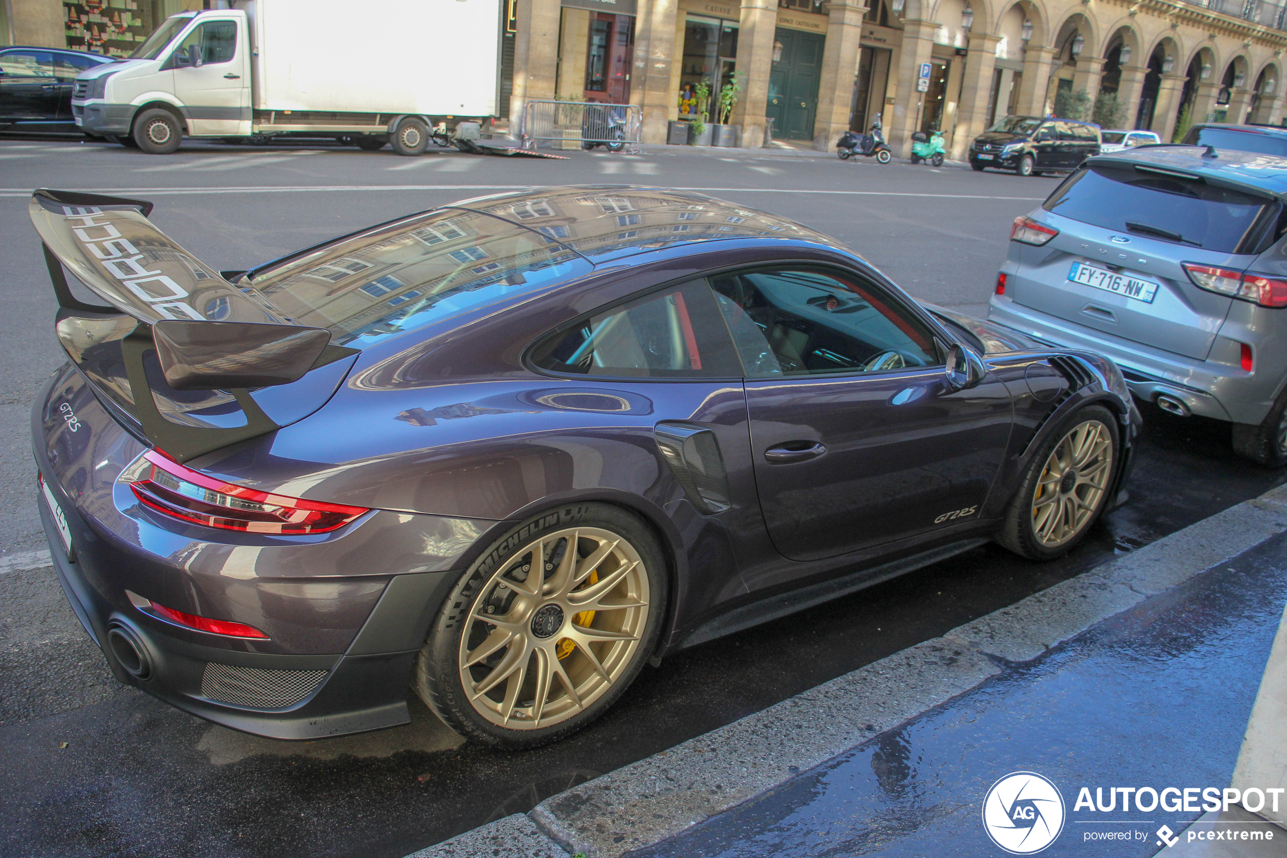 Porsche 991 GT2 RS Weissach Package