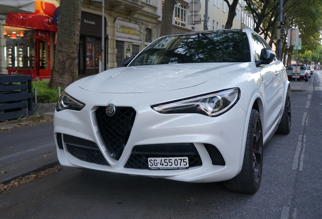 Alfa Romeo Stelvio Quadrifoglio 2020