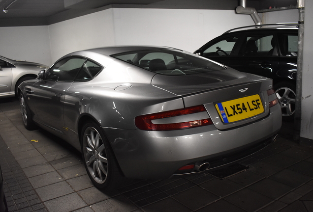 Aston Martin DB9