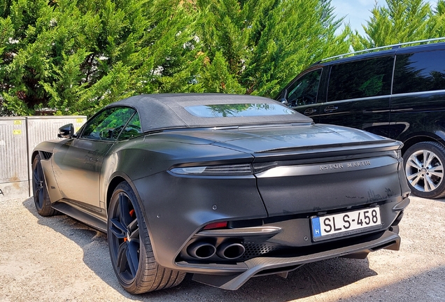 Aston Martin DBS Superleggera Volante