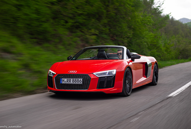 Audi R8 V10 Spyder 2016