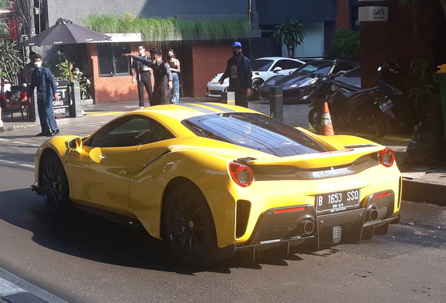 Ferrari 488 Pista