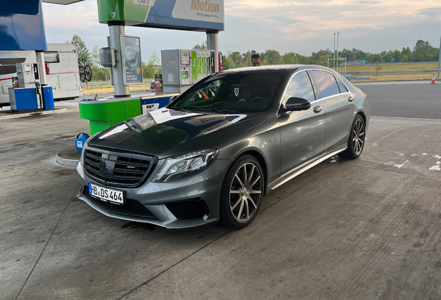 Mercedes-Benz S 63 AMG V222