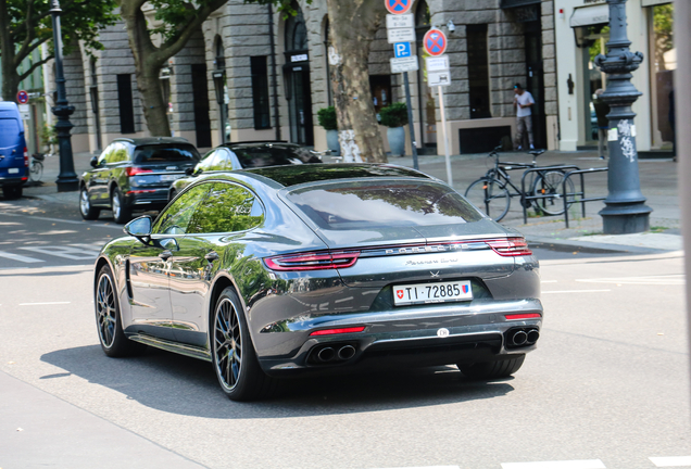 Porsche 971 Panamera Turbo