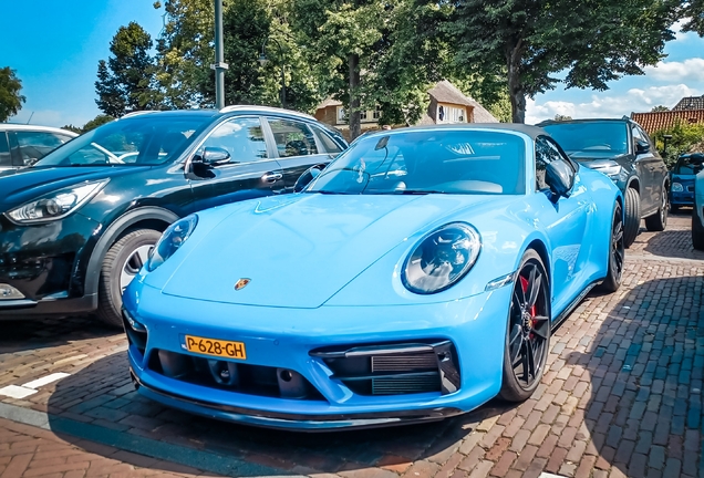 Porsche 992 Carrera 4 GTS Cabriolet