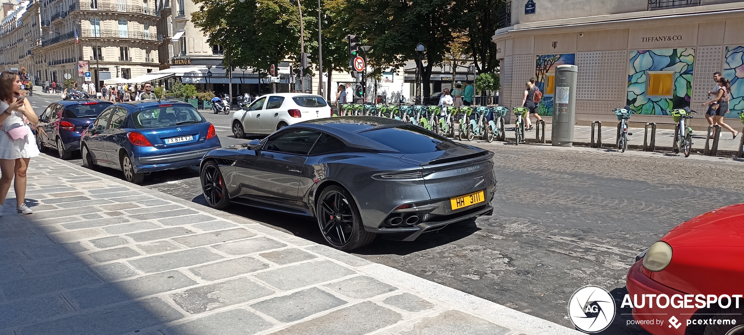 Aston Martin DBS Superleggera