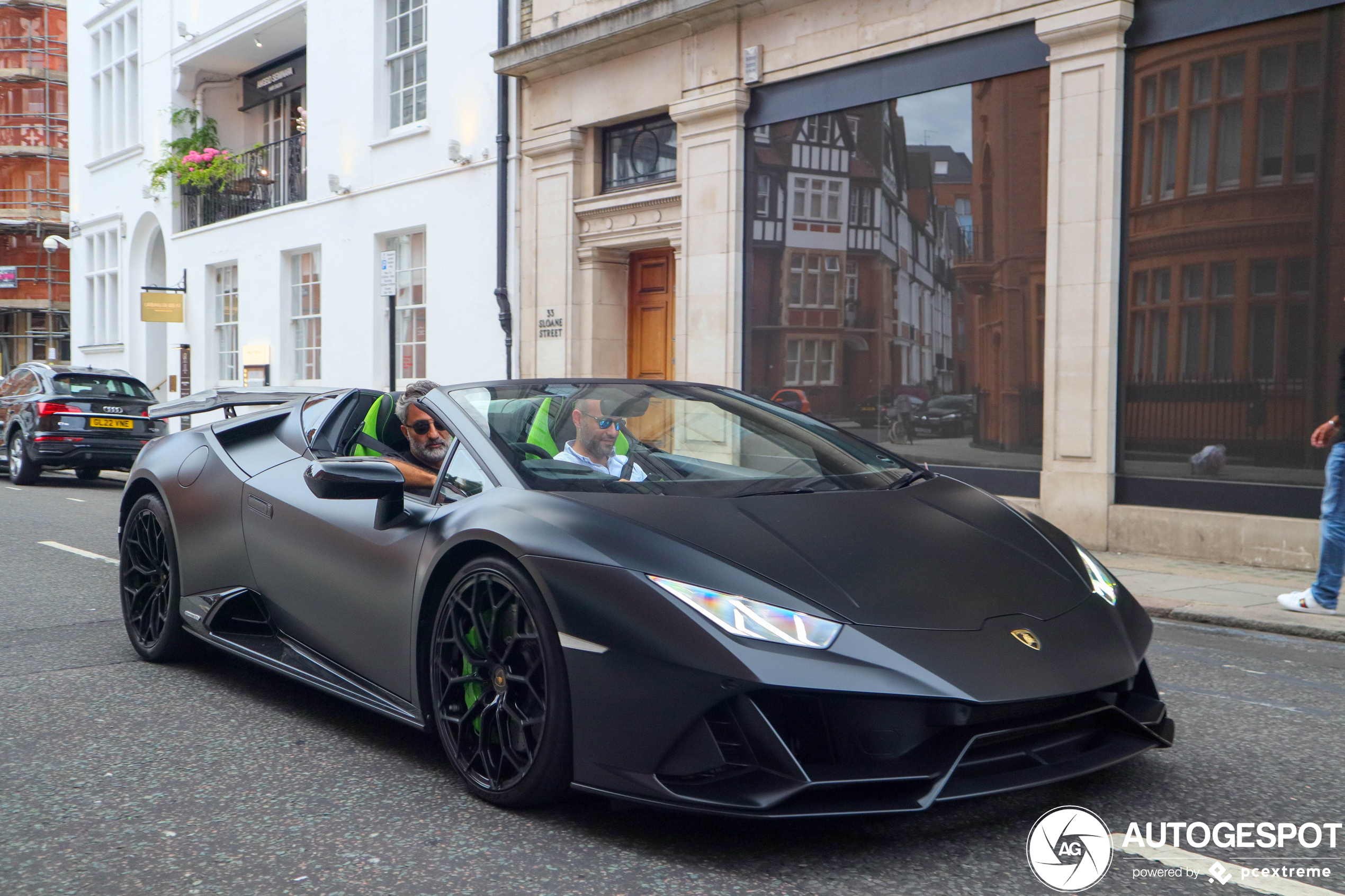 Lamborghini Huracán LP640-4 EVO Spyder