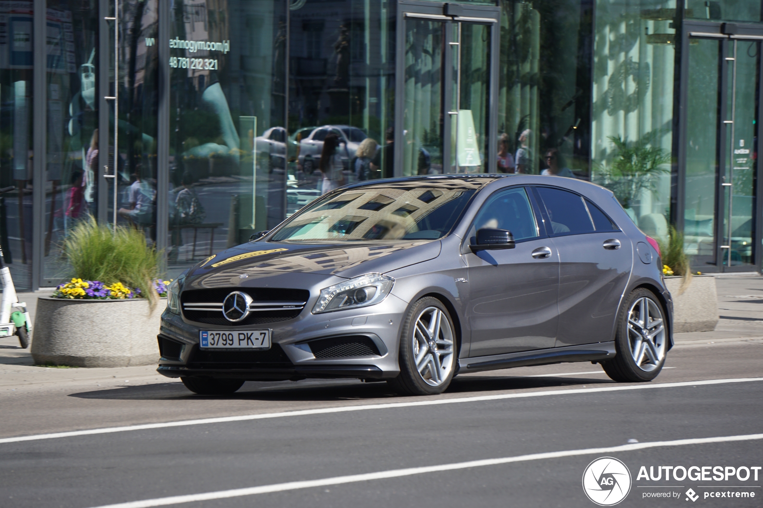 Mercedes-Benz A 45 AMG