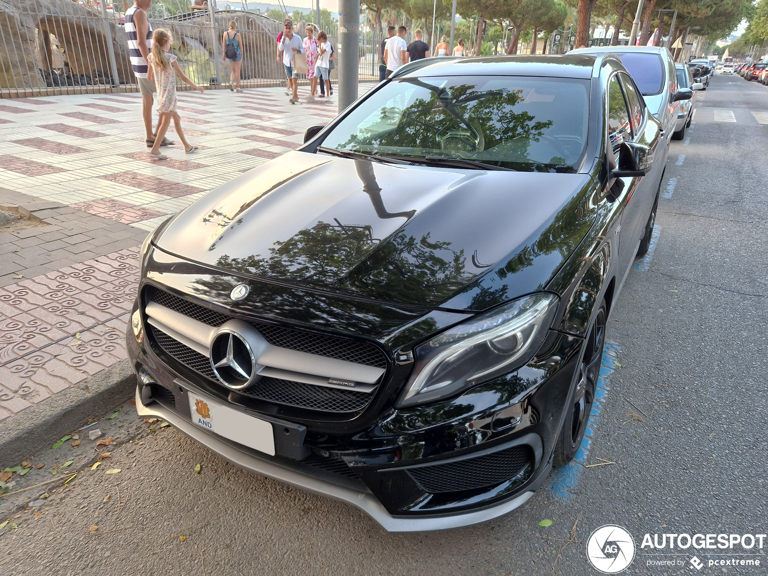 Mercedes-Benz GLA 45 AMG X156