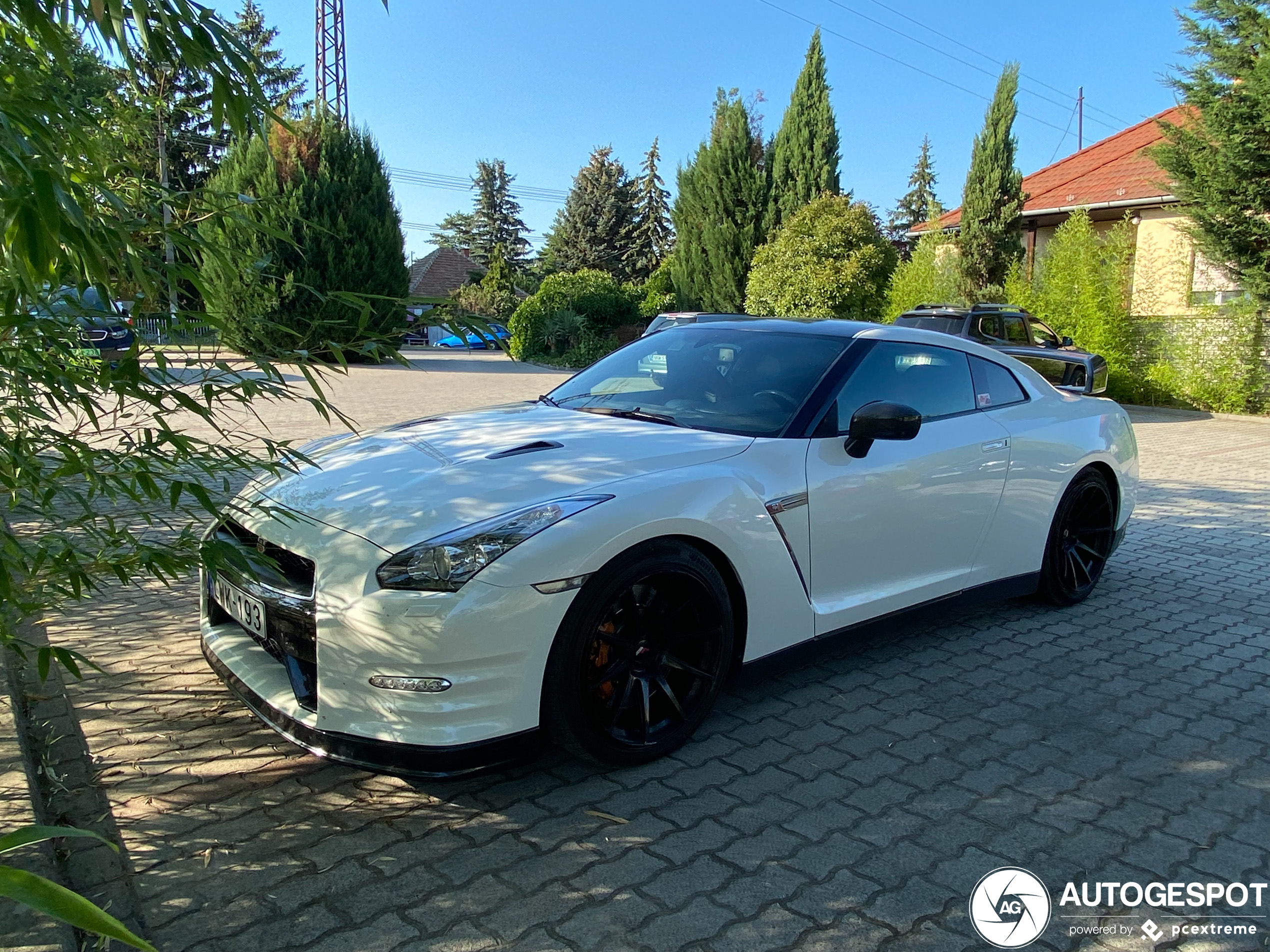 Nissan GT-R 2011