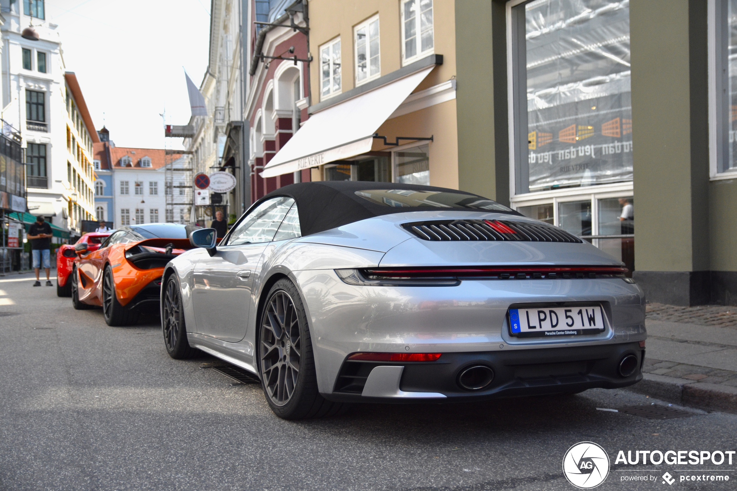 Porsche 992 Carrera 4S Cabriolet