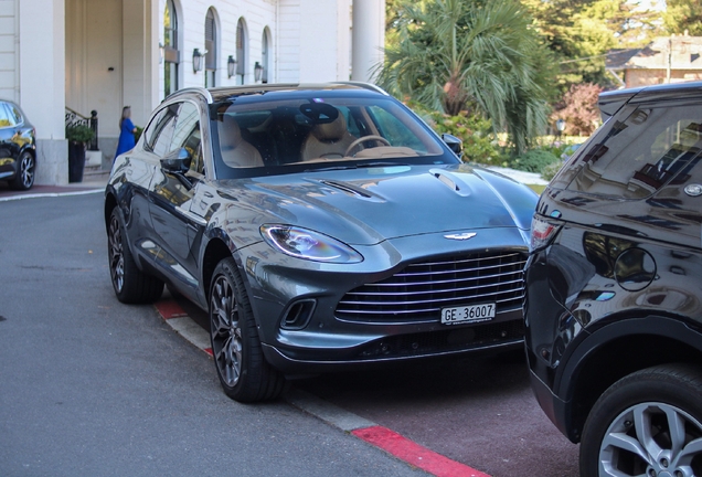 Aston Martin DBX