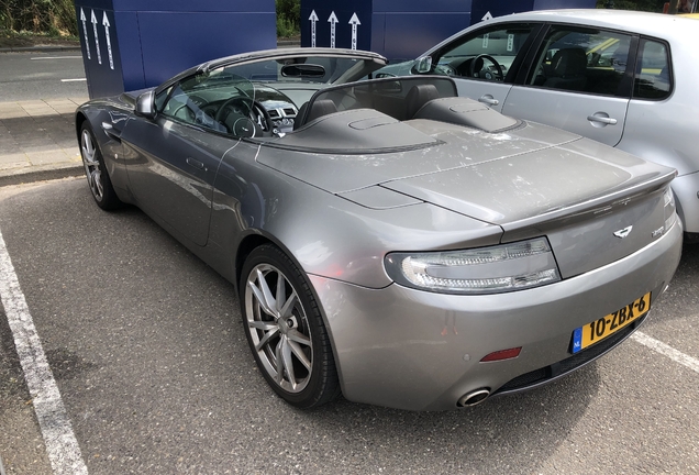 Aston Martin V8 Vantage Roadster