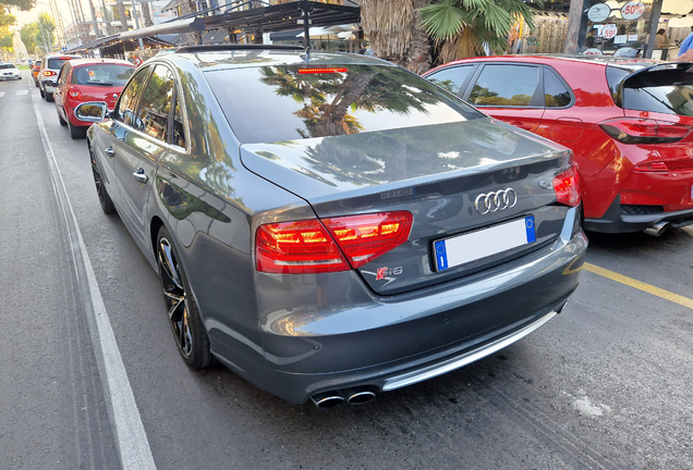 Audi S8 D4