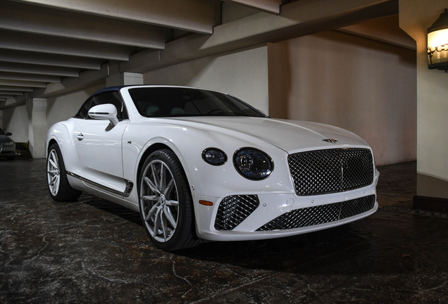 Bentley Continental GTC V8 2020