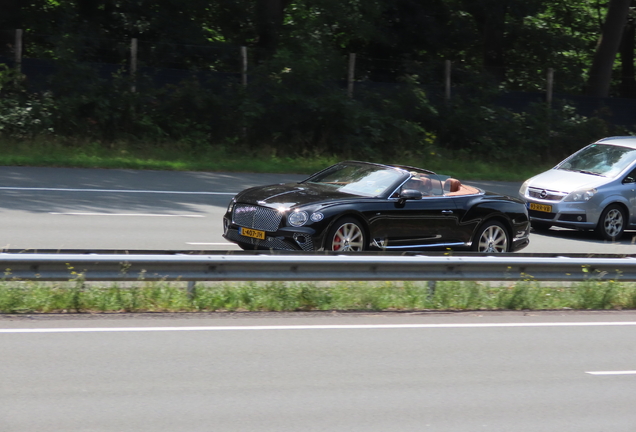 Bentley Continental GTC V8 2020